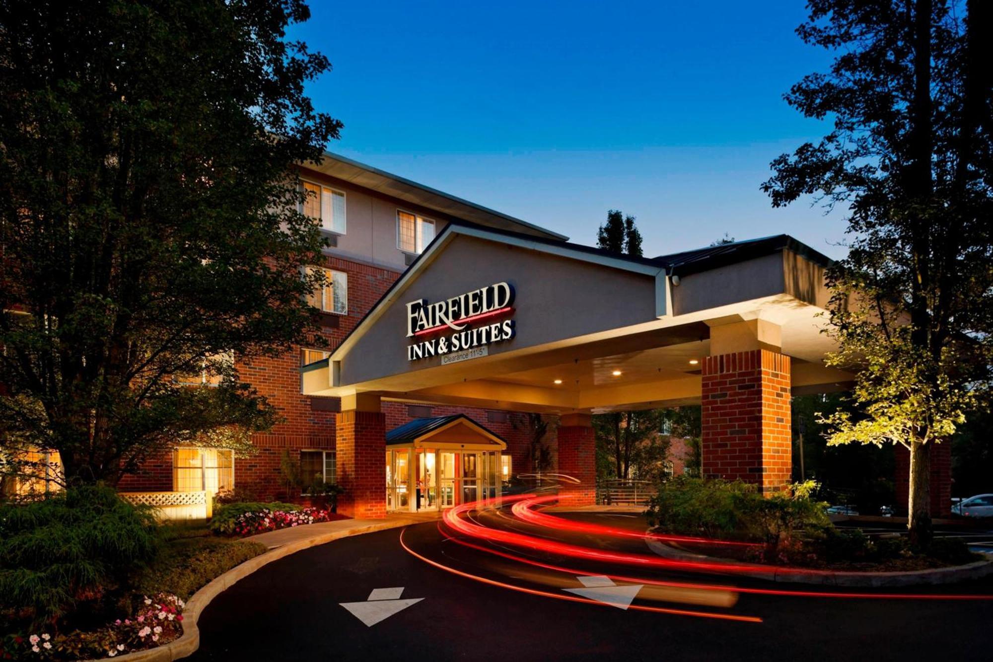 Fairfield Inn & Suites Portland South/Lake Oswego Exterior photo